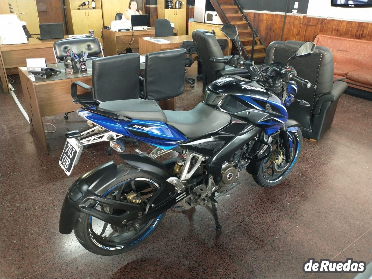 Bajaj Rouser Usada en Mendoza, deRuedas