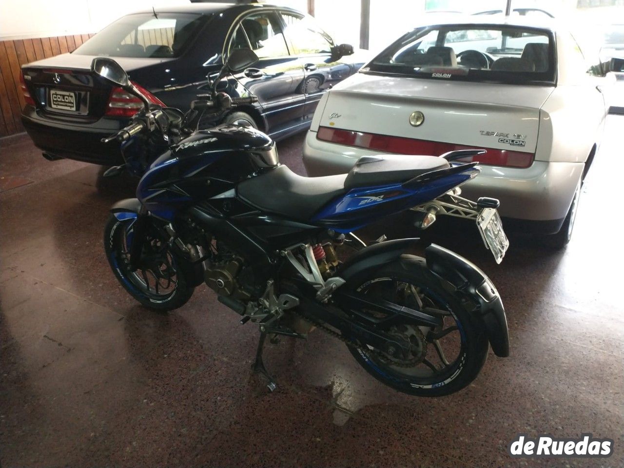 Bajaj Rouser Usada en Mendoza, deRuedas
