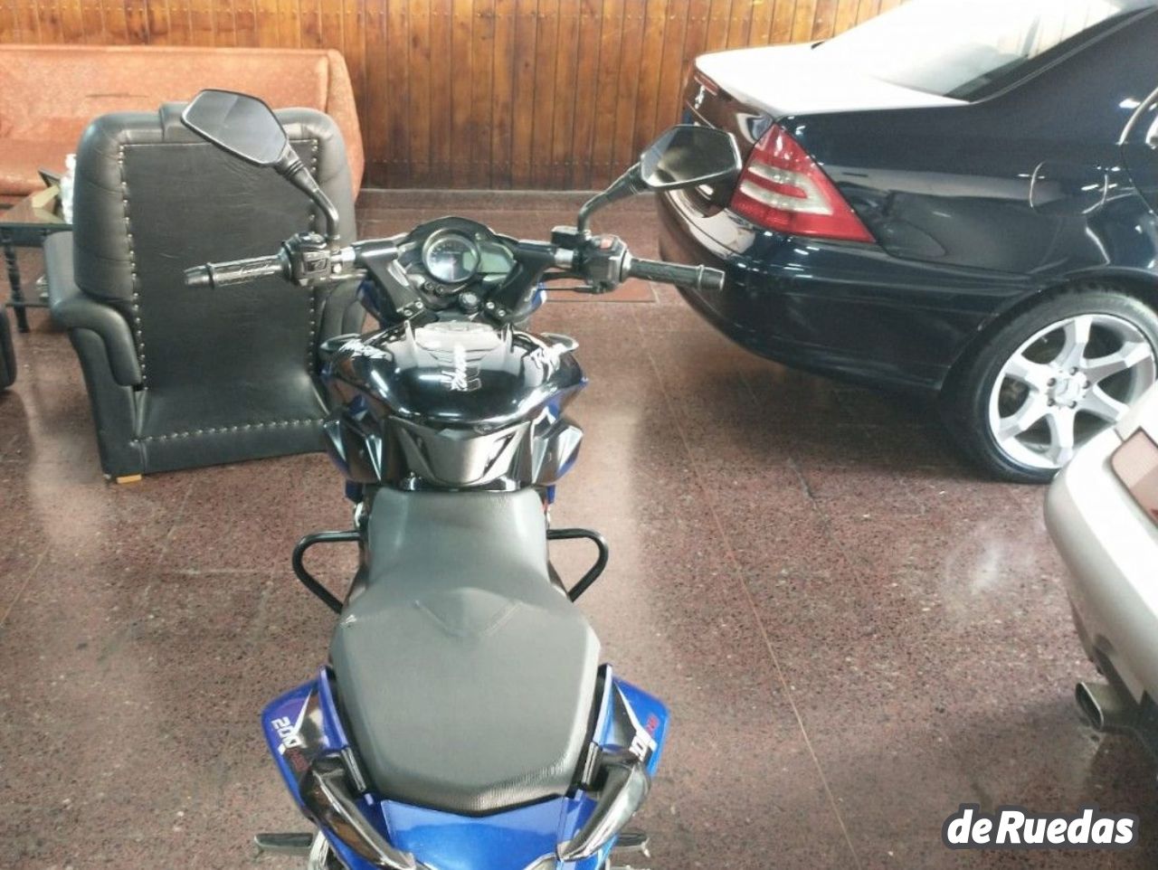 Bajaj Rouser Usada en Mendoza, deRuedas