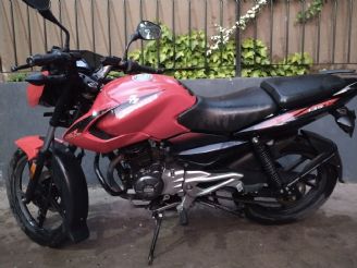 Bajaj Rouser Usada en Mendoza