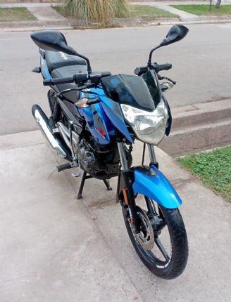 Bajaj Rouser Usada en Mendoza