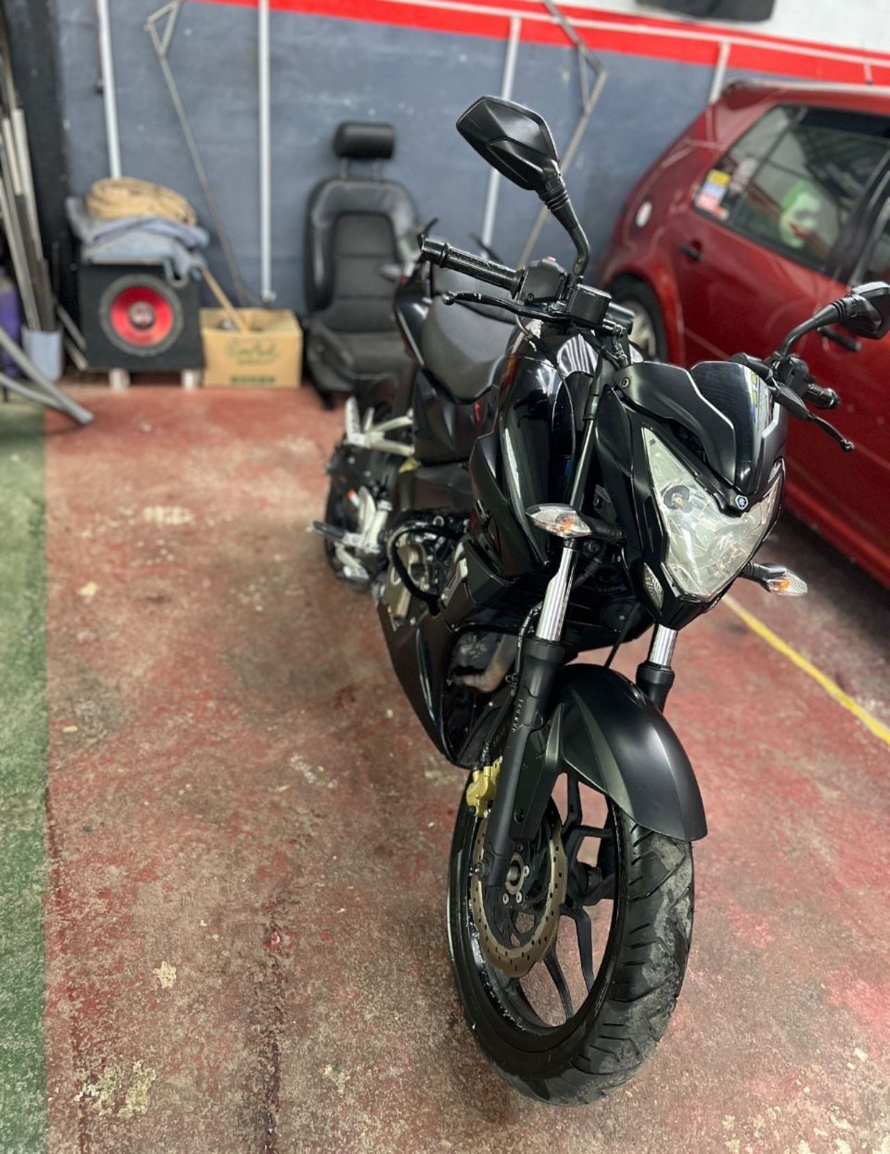 Bajaj Rouser Usada en Córdoba, deRuedas