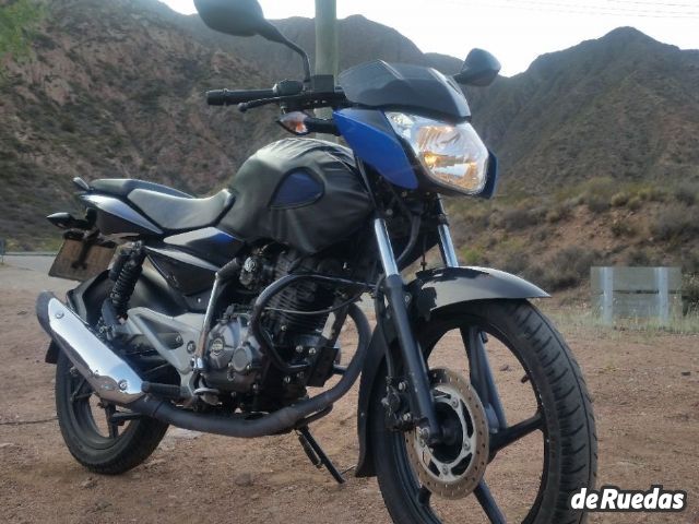 Bajaj Rouser Usada en Mendoza, deRuedas