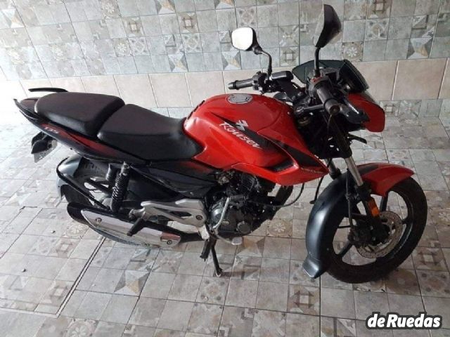 Bajaj Rouser Usada en Mendoza, deRuedas