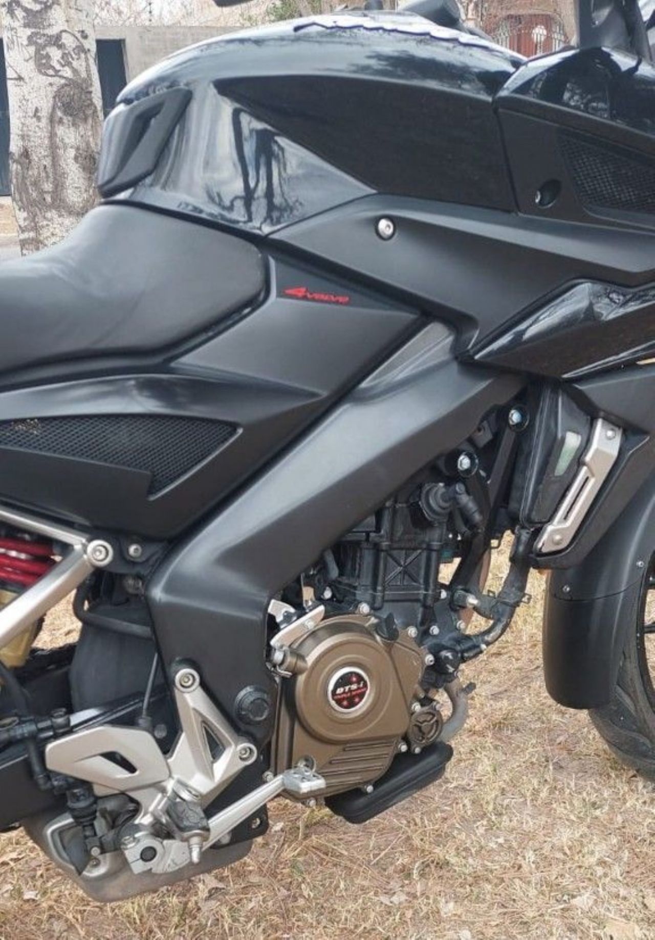 Bajaj Rouser Usada en Mendoza, deRuedas