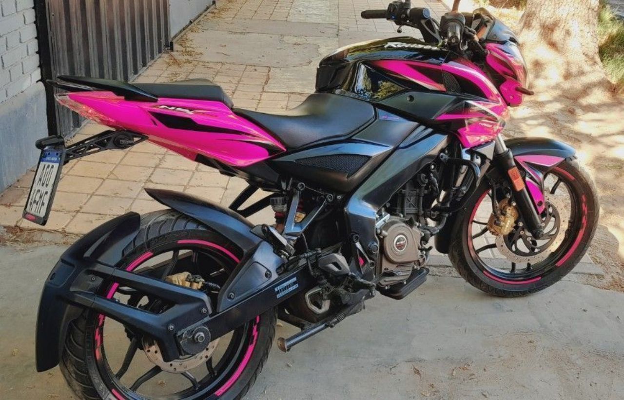 Bajaj Rouser Usada en Mendoza, deRuedas