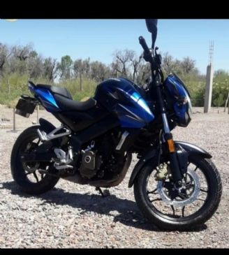 Bajaj Rouser Usada en Mendoza