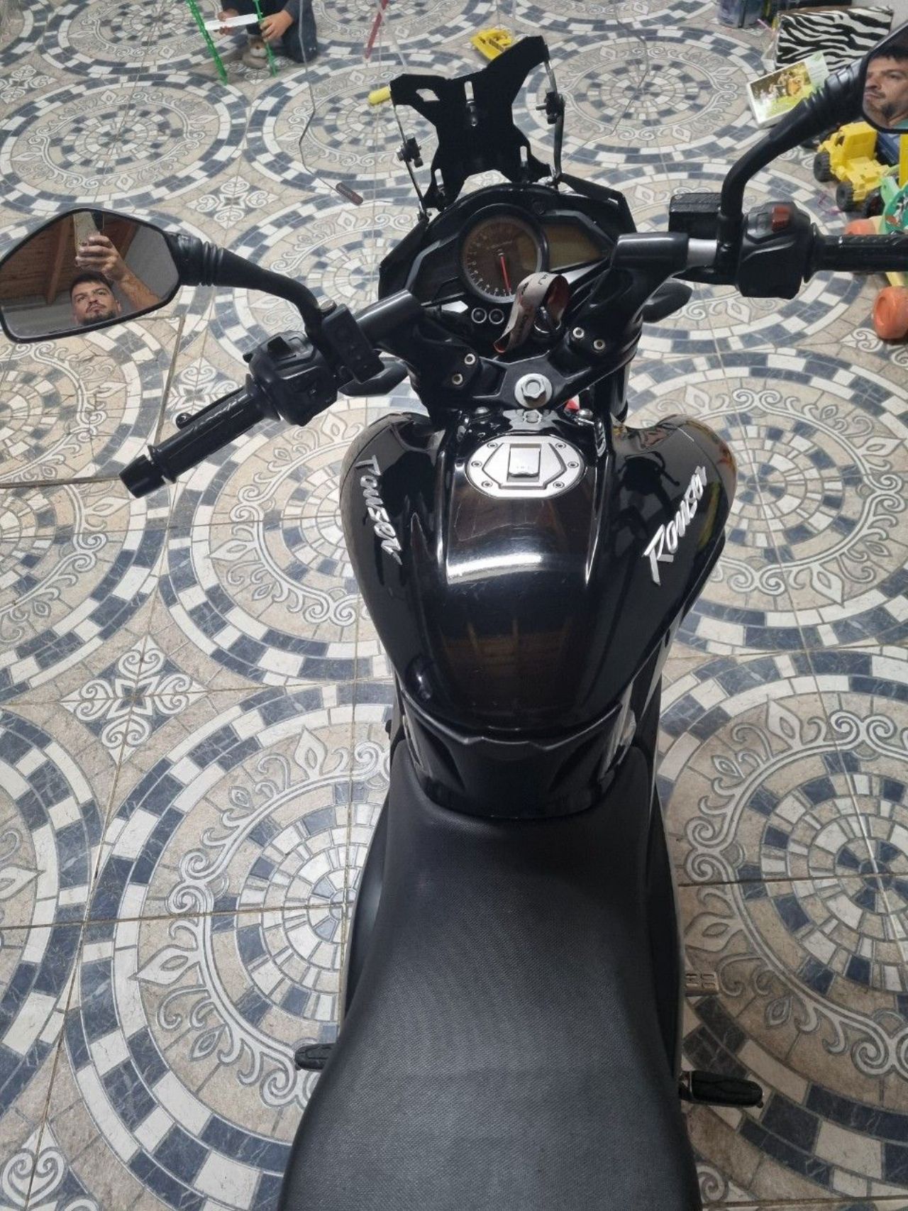 Bajaj Rouser Usada en Mendoza, deRuedas