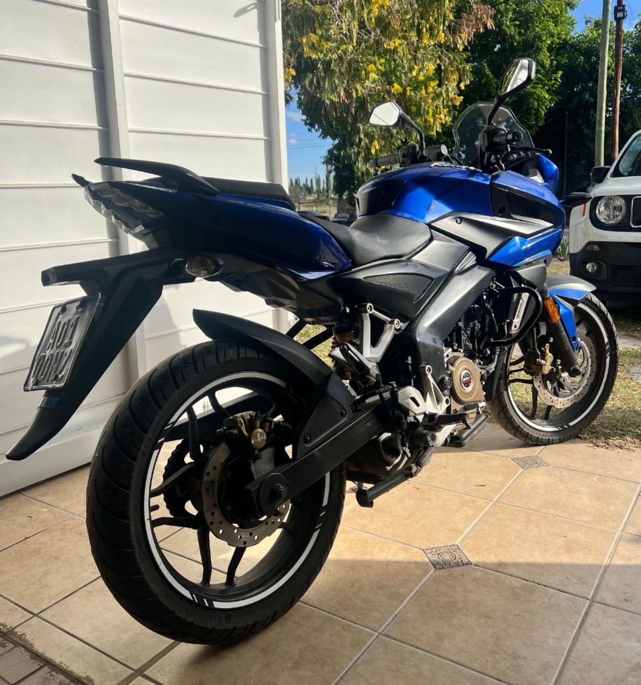 Bajaj Rouser Usada en Mendoza, deRuedas