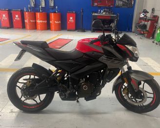 Bajaj Rouser Usada en Mendoza