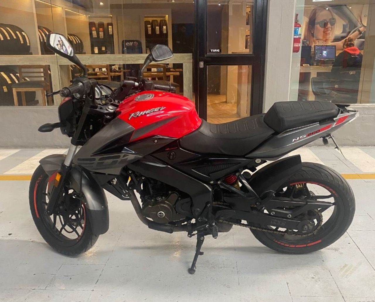 Bajaj Rouser Usada en Mendoza, deRuedas