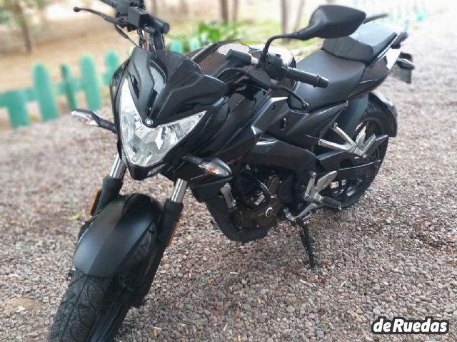 Bajaj Rouser Usada en Mendoza, deRuedas