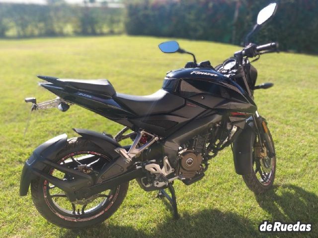 Bajaj Rouser Usada en Mendoza, deRuedas