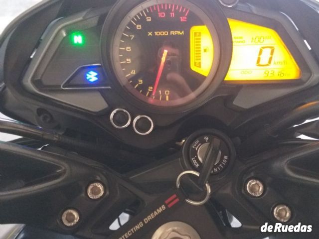 Bajaj Rouser Usada en Mendoza, deRuedas