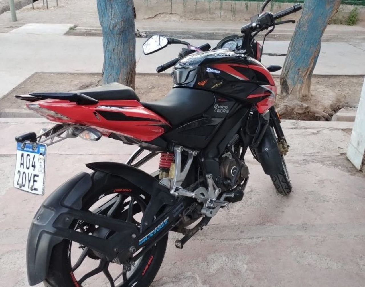 Bajaj Rouser Usada en Mendoza, deRuedas