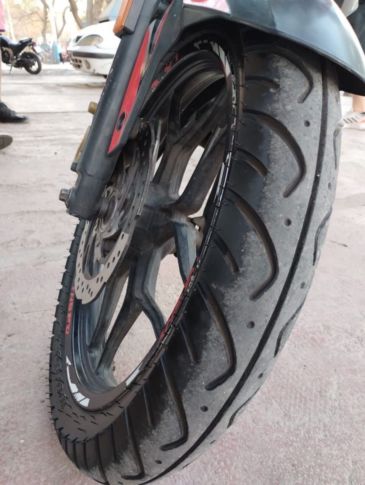 Bajaj Rouser Usada en Mendoza, deRuedas