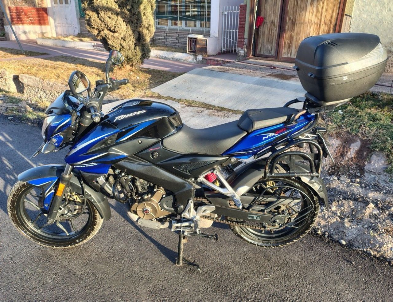Bajaj Rouser Usada en Mendoza, deRuedas