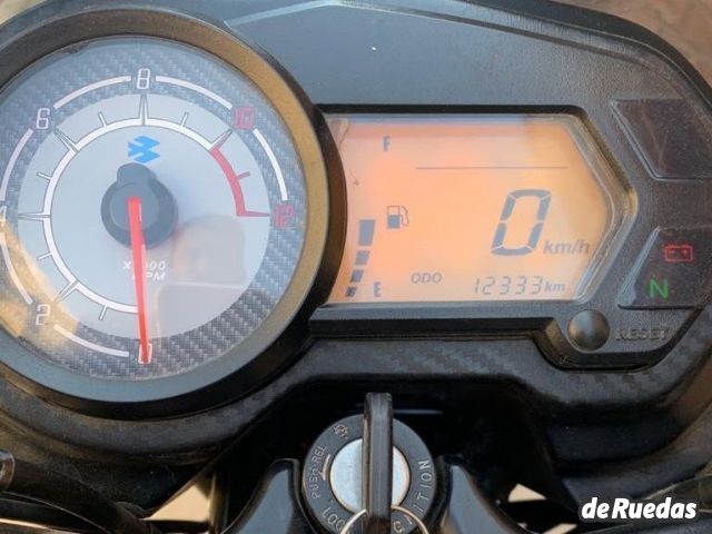 Bajaj Rouser Usada en Mendoza, deRuedas