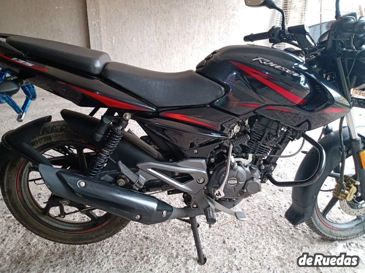 Bajaj Rouser Usada en Mendoza, deRuedas