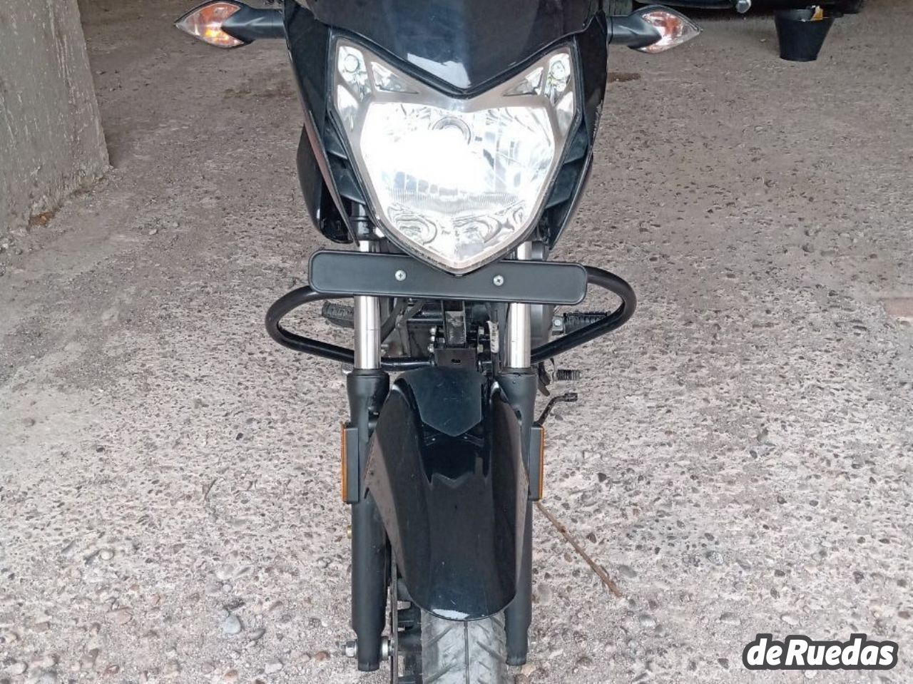 Bajaj Rouser Usada en Mendoza, deRuedas