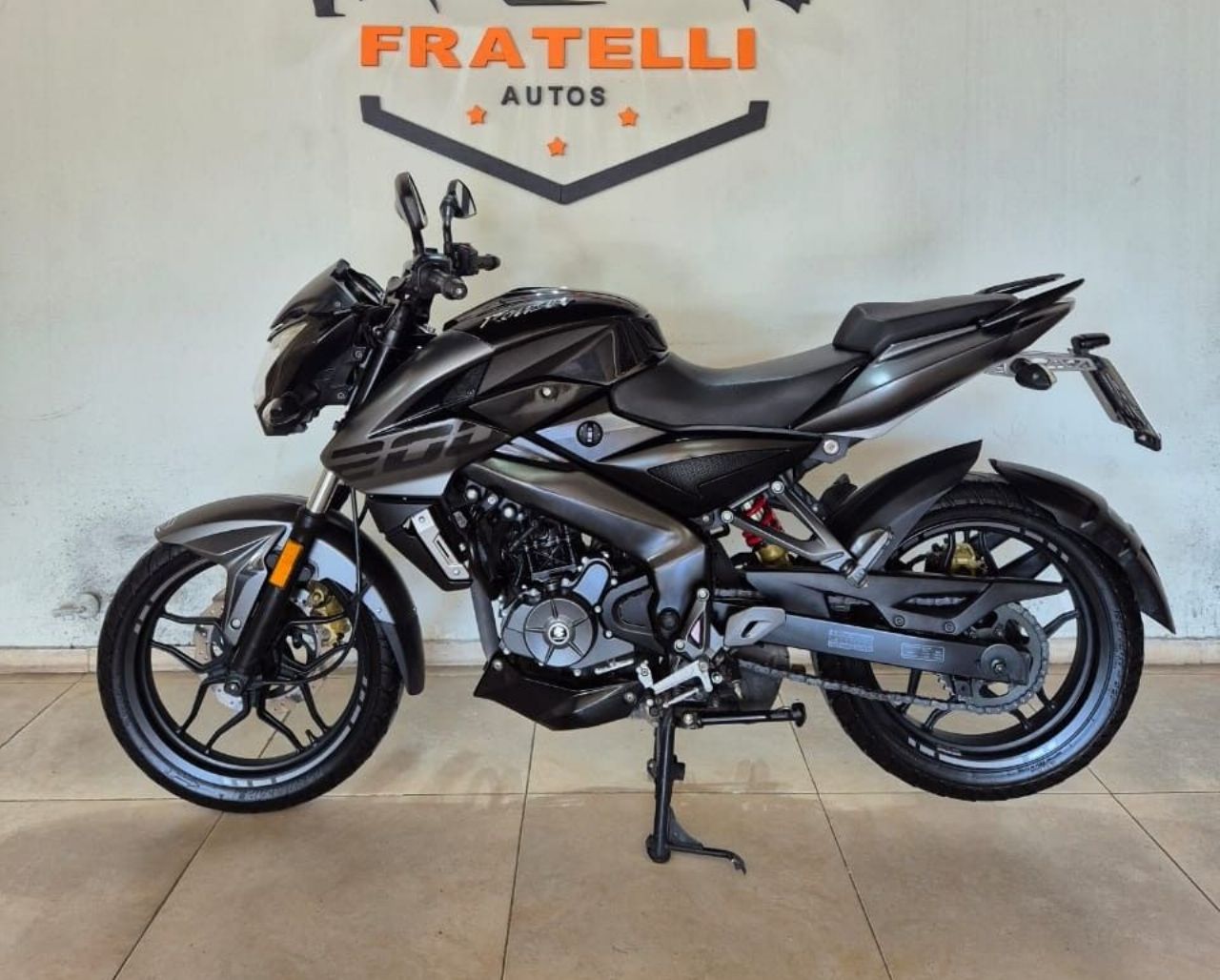 Bajaj Rouser Usada en Mendoza, deRuedas