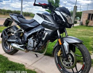 Bajaj Rouser Usada en Mendoza