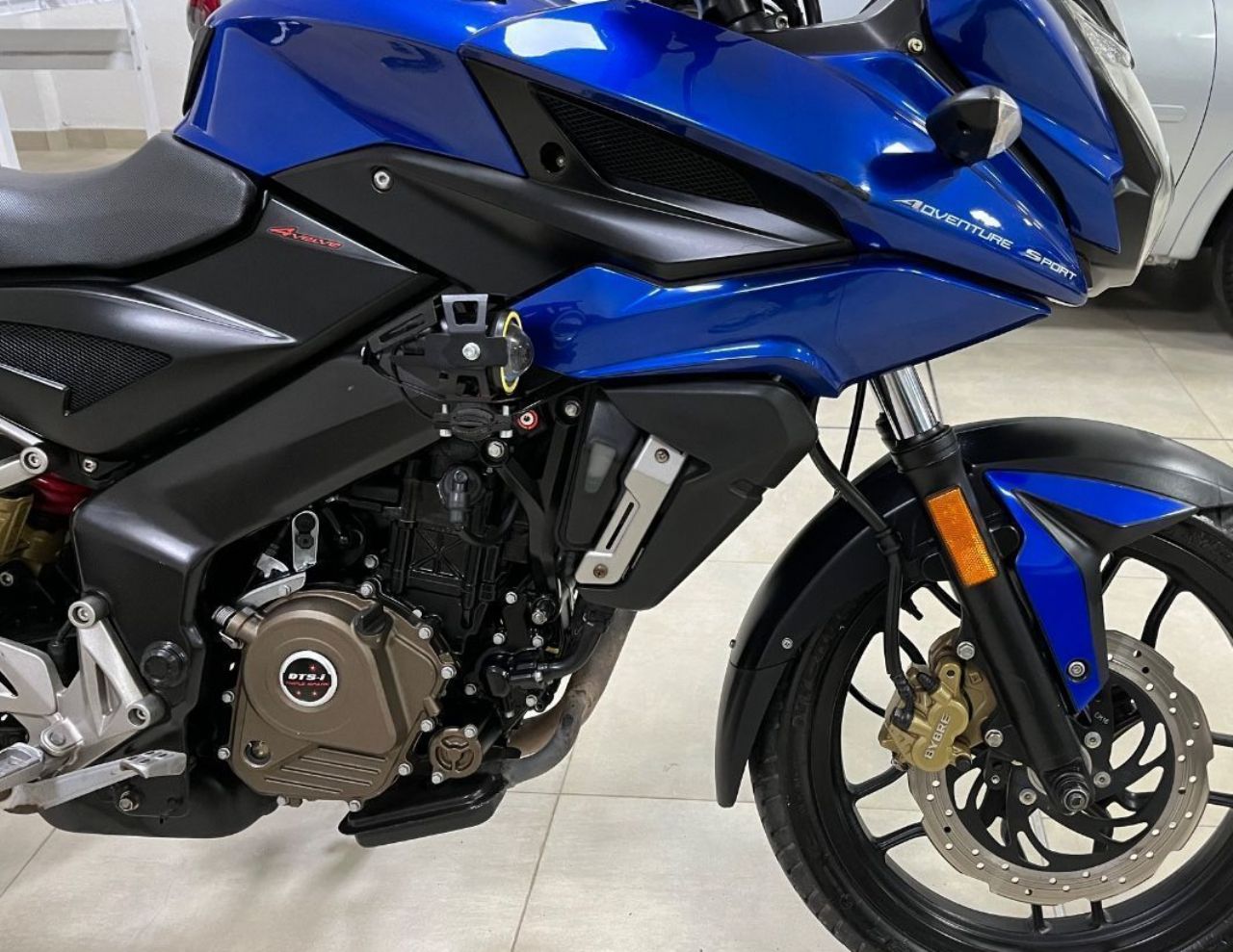Bajaj Rouser Usada en Mendoza, deRuedas