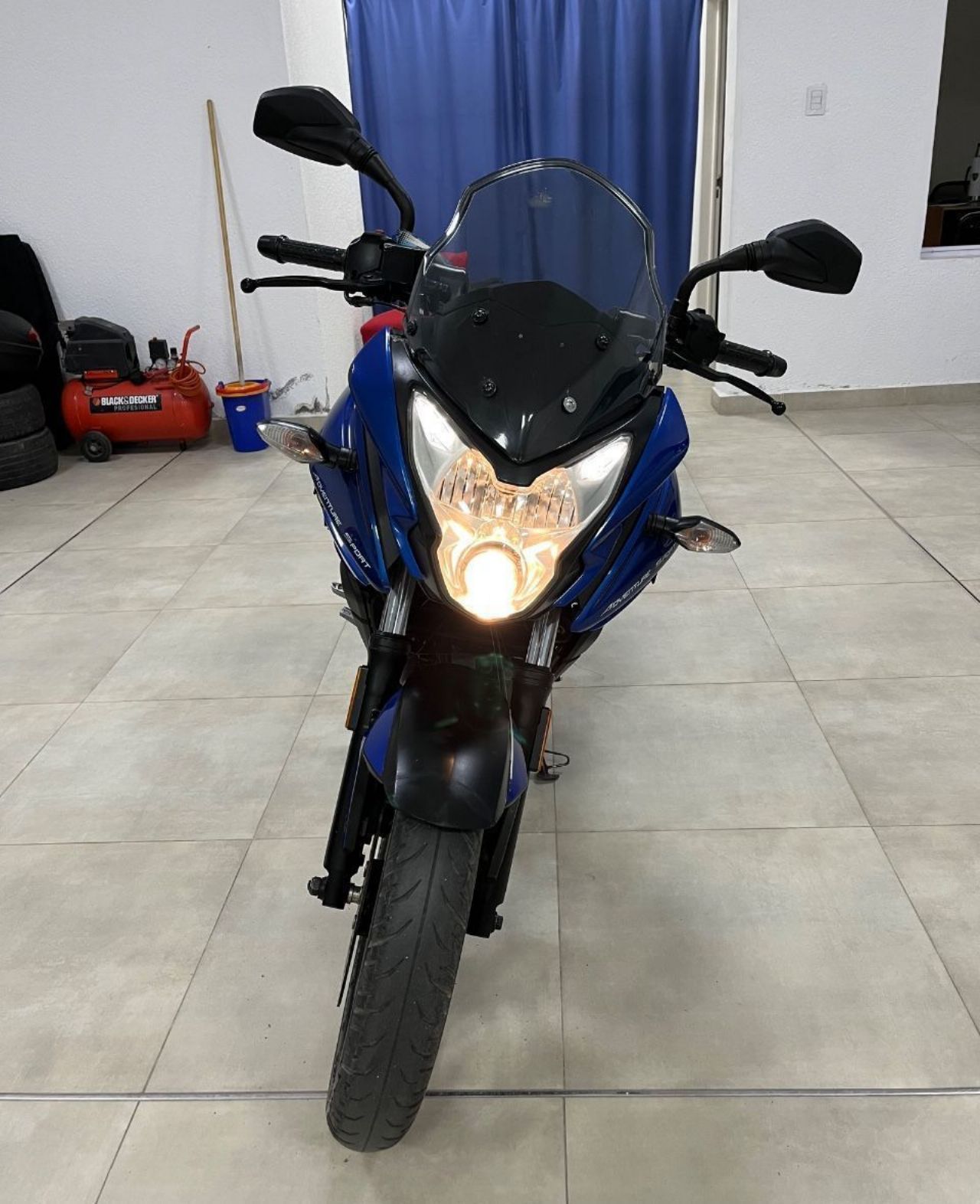 Bajaj Rouser Usada en Mendoza, deRuedas
