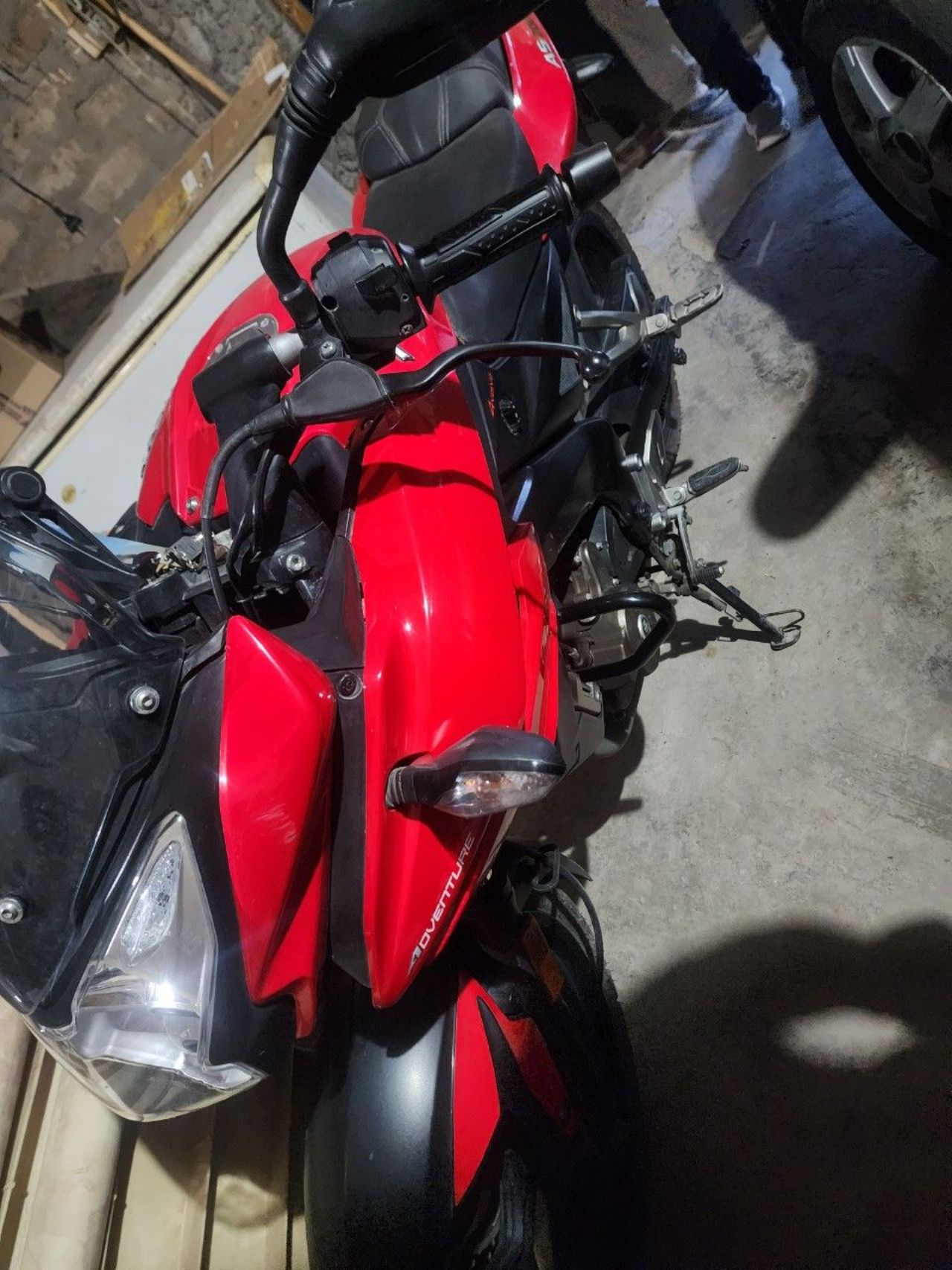 Bajaj Rouser Usada en Mendoza, deRuedas