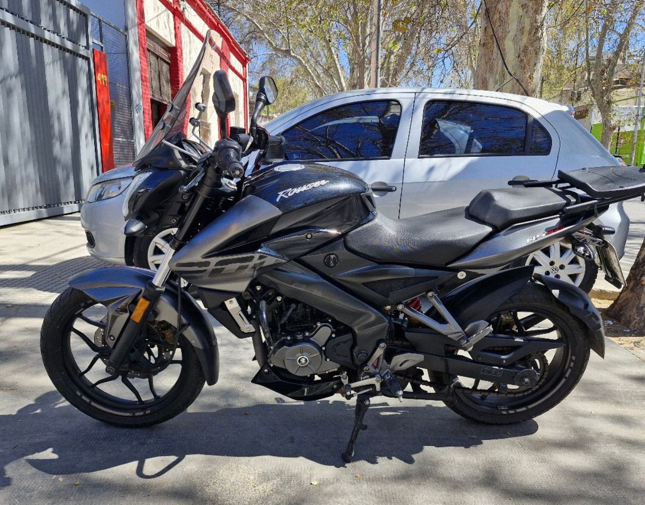 Bajaj Rouser Usada en Mendoza, deRuedas