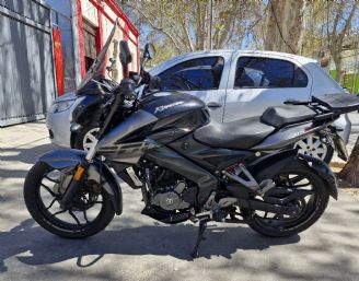 Bajaj Rouser Usada en Mendoza