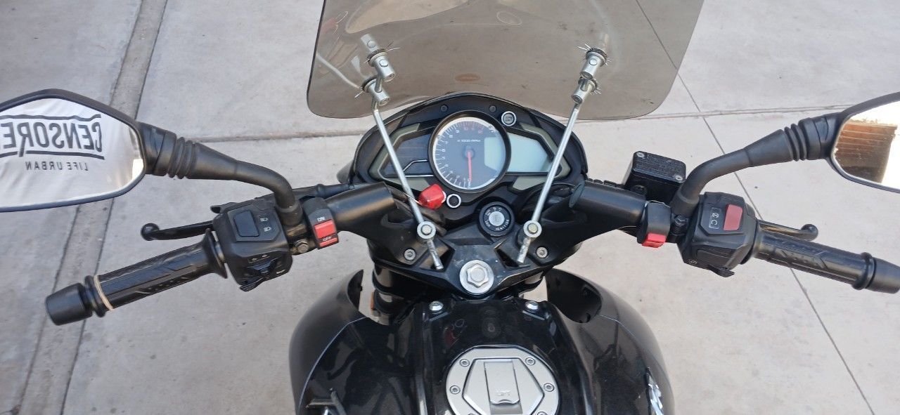 Bajaj Rouser Usada en Mendoza, deRuedas