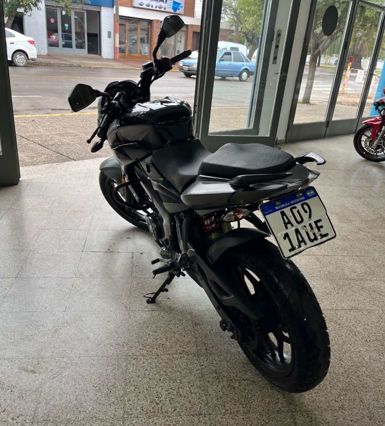 Bajaj Rouser Usada en Córdoba, deRuedas