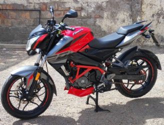 Bajaj Rouser Usada en Mendoza