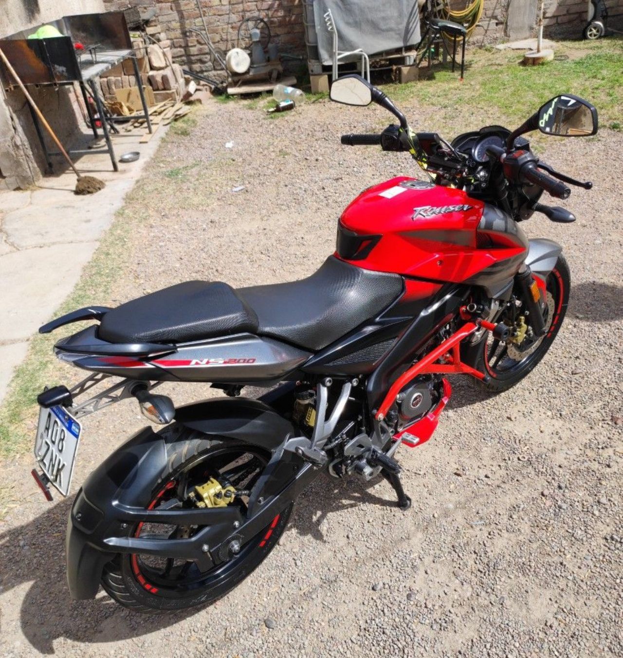 Bajaj Rouser Usada en Mendoza, deRuedas