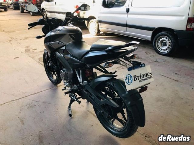 Bajaj Rouser Usada en Mendoza, deRuedas