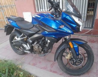 Bajaj Rouser Usada en Mendoza