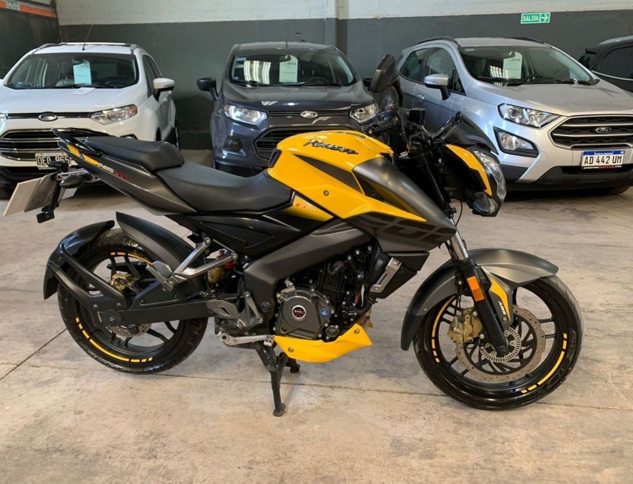 Bajaj Rouser Usada en Mendoza, deRuedas