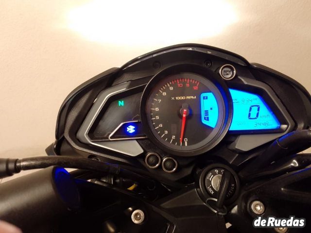Bajaj Rouser Usada en Córdoba, deRuedas