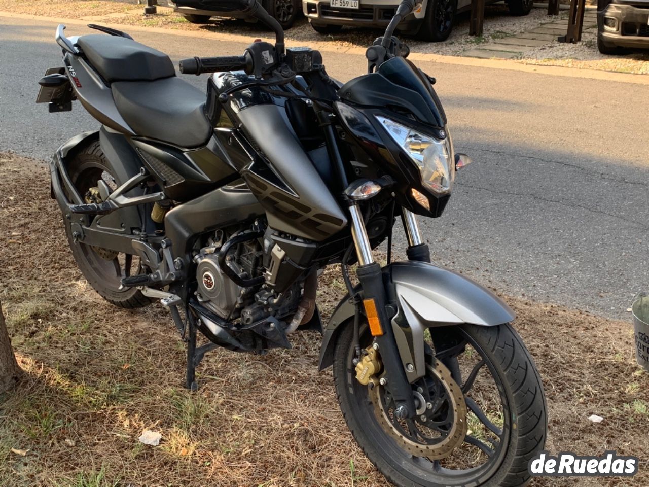 Bajaj Rouser Usada en Buenos Aires, deRuedas