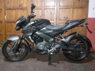 Bajaj Rouser Usada en Mendoza