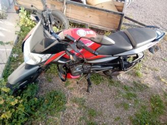 Bajaj Rouser Usada en Mendoza