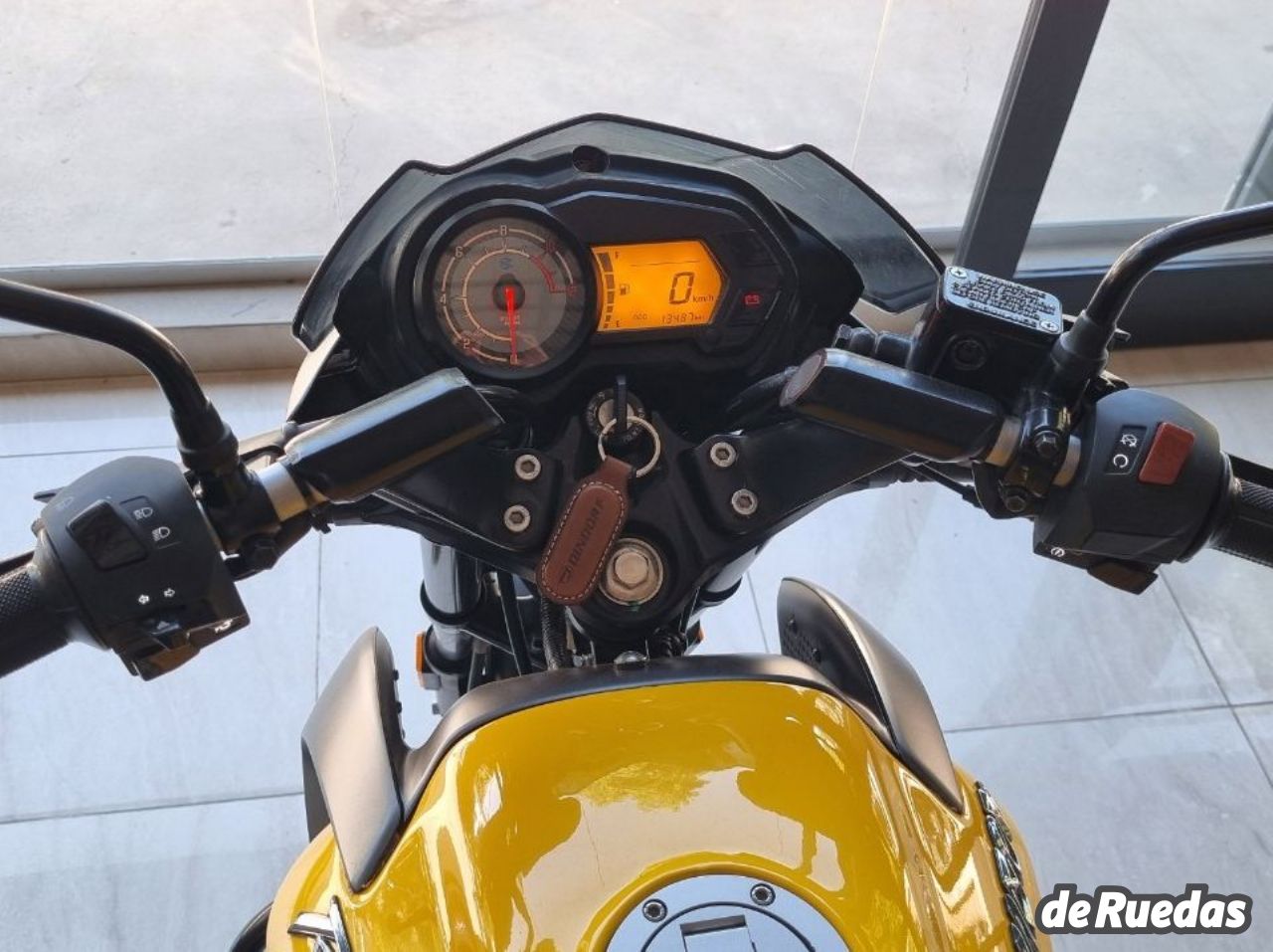 Bajaj Rouser Usada en Mendoza, deRuedas