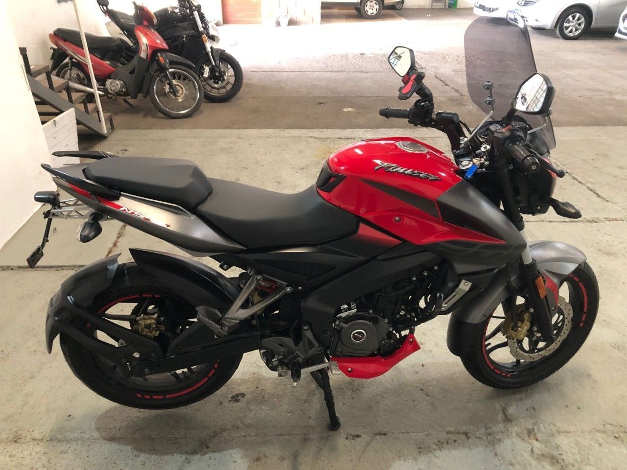 Bajaj Rouser Usada en Córdoba, deRuedas