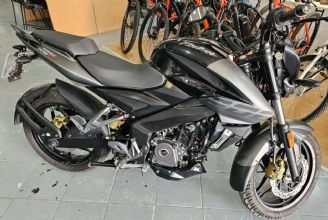 Bajaj Rouser Usada en Mendoza
