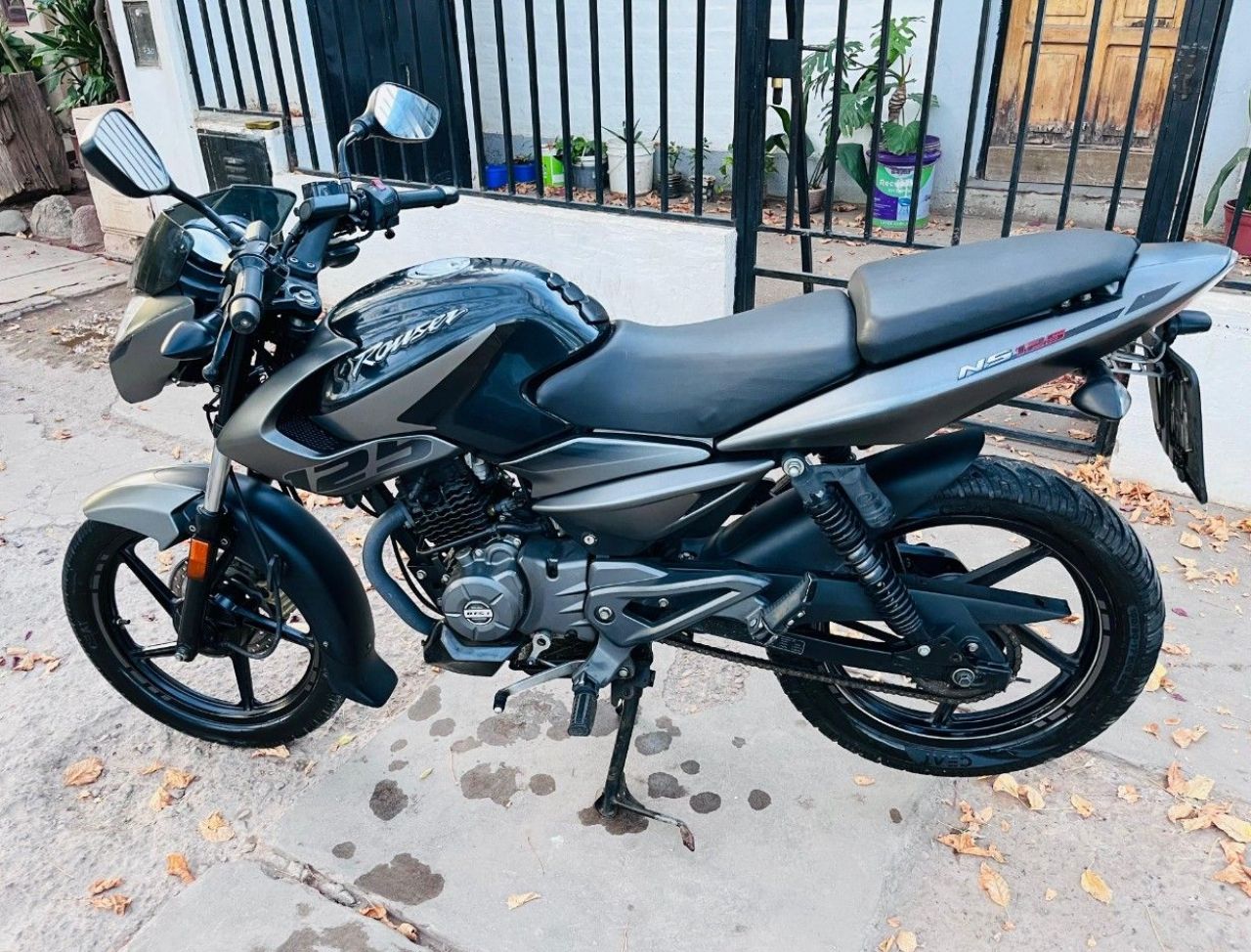 Bajaj Rouser Usada en Mendoza, deRuedas