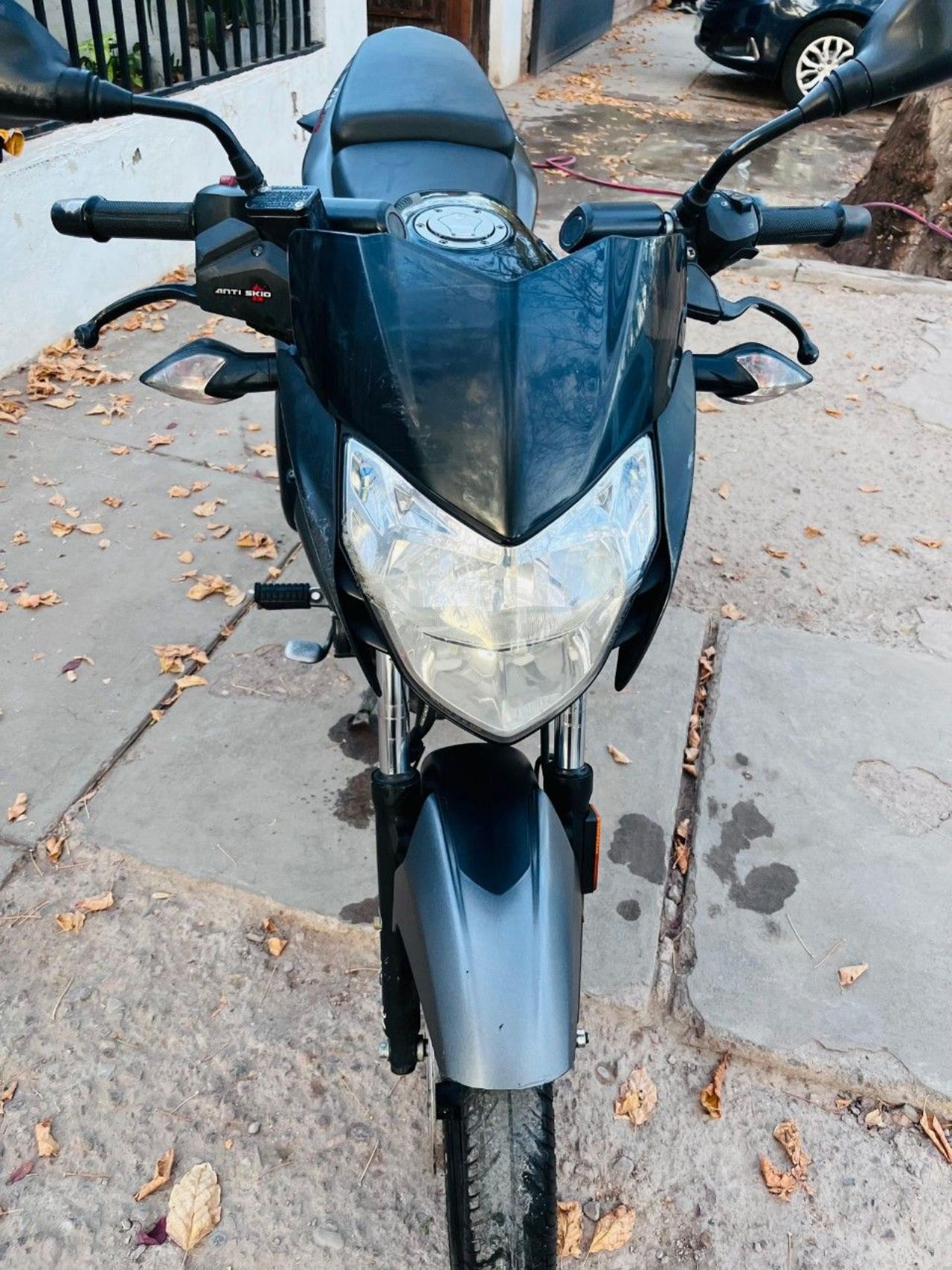 Bajaj Rouser Usada en Mendoza, deRuedas