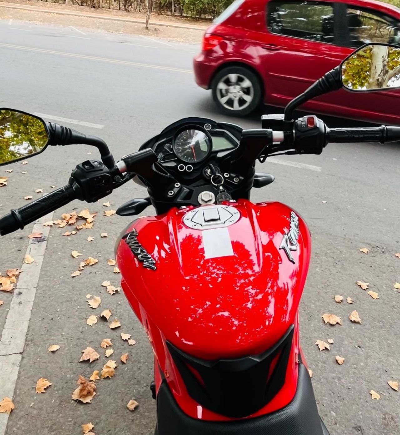 Bajaj Rouser Usada en Mendoza, deRuedas