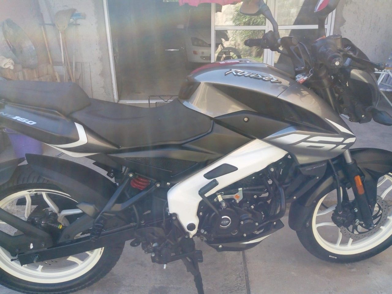 Bajaj Rouser Usada en Mendoza, deRuedas