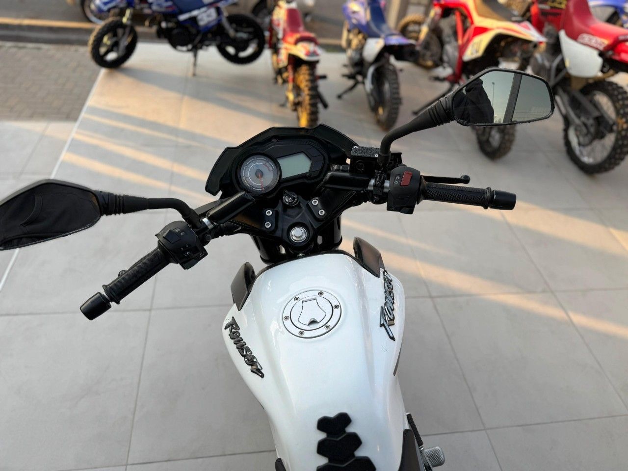 Bajaj Rouser Usada en San Juan, deRuedas